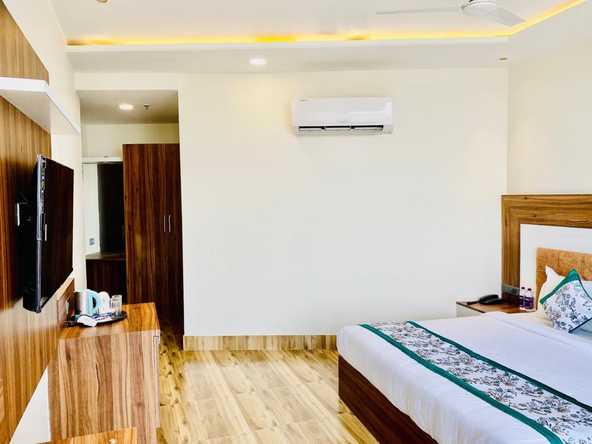 Hotel White House By An Hotels - Walking Distance From Golden Temple Amritsar Extérieur photo