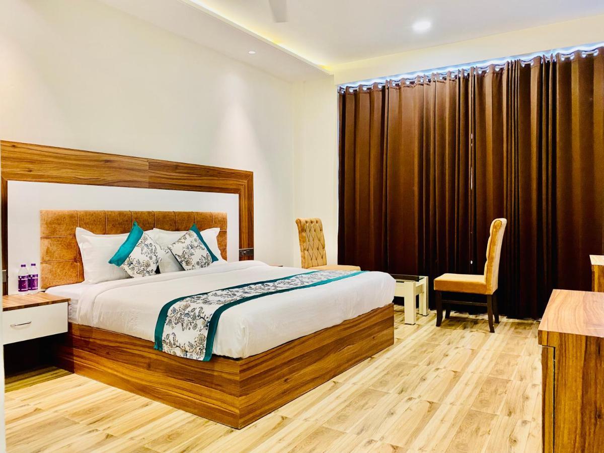 Hotel White House By An Hotels - Walking Distance From Golden Temple Amritsar Extérieur photo