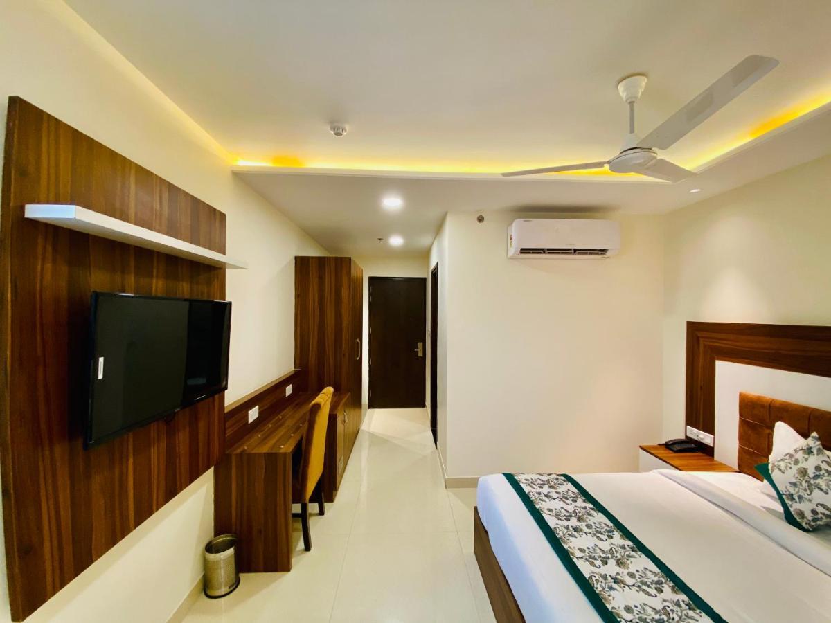 Hotel White House By An Hotels - Walking Distance From Golden Temple Amritsar Extérieur photo